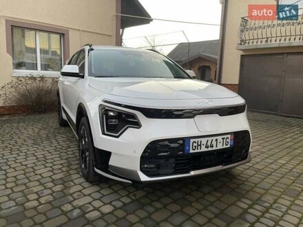 Белый Киа Niro, объемом двигателя 0 л и пробегом 90 тыс. км за 25300 $, фото 1 на Automoto.ua