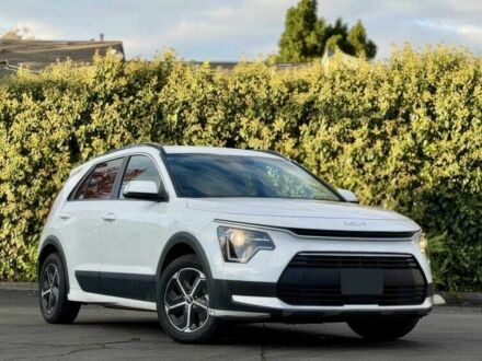 Белый Киа Niro, объемом двигателя 1.6 л и пробегом 19 тыс. км за 18300 $, фото 1 на Automoto.ua