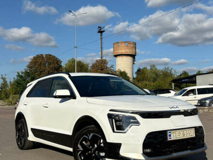 Білий Кіа Niro, об'ємом двигуна 0 л та пробігом 28 тис. км за 20499 $, фото 1 на Automoto.ua