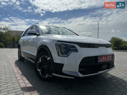 Киа Niro 2023 в Жмеренке на Automoto.ua Белый Киа Niro, объемом двигателя 0 л и пробегом 58 тыс. км за 23500 $, фото 1 на Automoto.ua