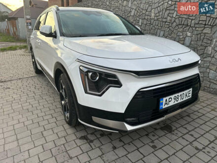 Белый Киа Niro, объемом двигателя 1.6 л и пробегом 30 тыс. км за 25000 $, фото 1 на Automoto.ua