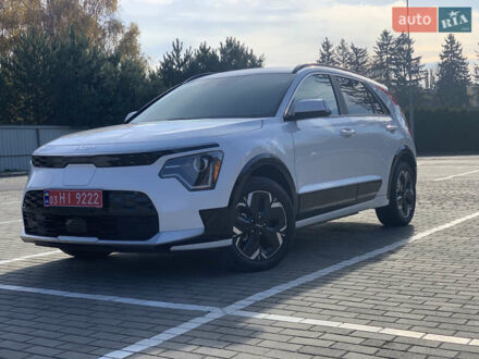 Белый Киа Niro, объемом двигателя 0 л и пробегом 35 тыс. км за 24900 $, фото 1 на Automoto.ua
