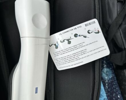 Бежевый Киа Niro, объемом двигателя 0 л и пробегом 30 тыс. км за 34500 $, фото 4 на Automoto.ua