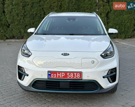 Бежевый Киа Niro, объемом двигателя 0 л и пробегом 120 тыс. км за 20400 $, фото 1 на Automoto.ua