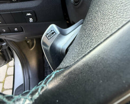 Бежевий Кіа Niro, об'ємом двигуна 0 л та пробігом 98 тис. км за 19999 $, фото 28 на Automoto.ua