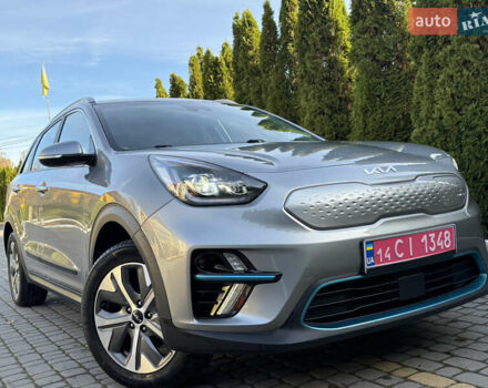 Бежевий Кіа Niro, об'ємом двигуна 0 л та пробігом 98 тис. км за 19999 $, фото 9 на Automoto.ua