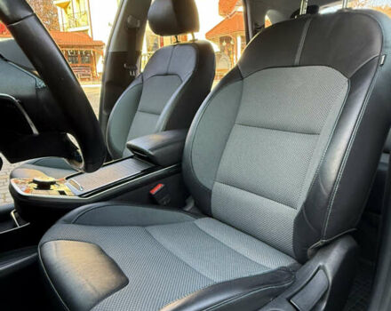 Бежевий Кіа Niro, об'ємом двигуна 0 л та пробігом 98 тис. км за 19999 $, фото 29 на Automoto.ua