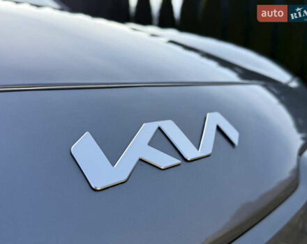 Бежевий Кіа Niro, об'ємом двигуна 0 л та пробігом 98 тис. км за 19999 $, фото 6 на Automoto.ua