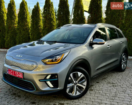 Бежевий Кіа Niro, об'ємом двигуна 0 л та пробігом 98 тис. км за 19999 $, фото 6 на Automoto.ua