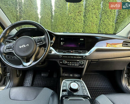 Бежевий Кіа Niro, об'ємом двигуна 0 л та пробігом 98 тис. км за 19999 $, фото 36 на Automoto.ua