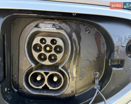 Бежевий Кіа Niro, об'ємом двигуна 0 л та пробігом 98 тис. км за 19999 $, фото 7 на Automoto.ua