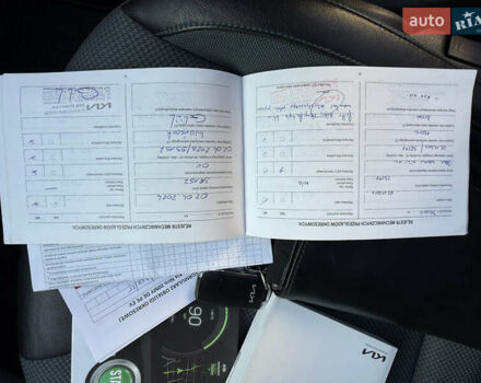 Бежевий Кіа Niro, об'ємом двигуна 0 л та пробігом 98 тис. км за 19999 $, фото 51 на Automoto.ua