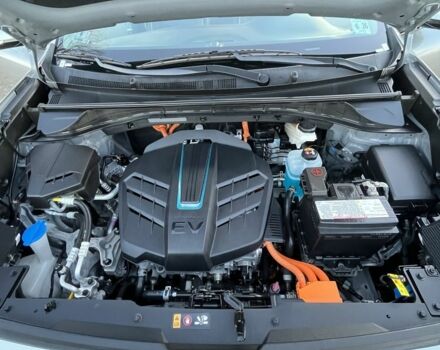 Бежевый Киа Niro, объемом двигателя 0 л и пробегом 146 тыс. км за 19700 $, фото 3 на Automoto.ua