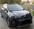 Черный Киа Niro, объемом двигателя 1.6 л и пробегом 111 тыс. км за 10540 $, фото 1 на Automoto.ua