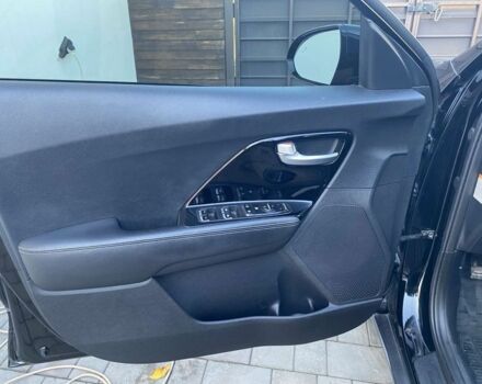 Черный Киа Niro, объемом двигателя 1.6 л и пробегом 92 тыс. км за 21500 $, фото 13 на Automoto.ua
