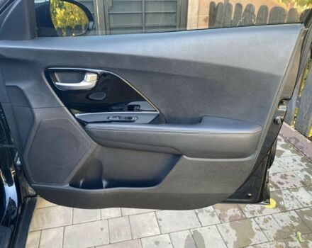 Черный Киа Niro, объемом двигателя 1.6 л и пробегом 92 тыс. км за 21500 $, фото 17 на Automoto.ua