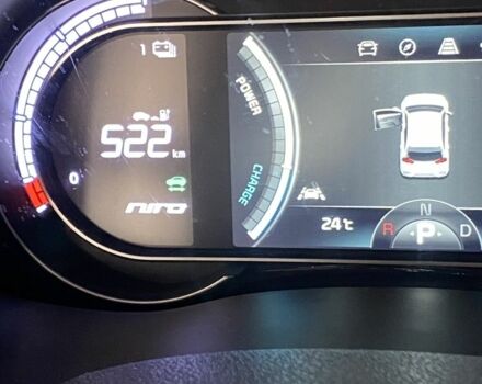Чорний Кіа Niro, об'ємом двигуна 0 л та пробігом 160 тис. км за 16900 $, фото 9 на Automoto.ua