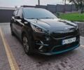 Черный Киа Niro, объемом двигателя 0 л и пробегом 125 тыс. км за 20500 $, фото 1 на Automoto.ua