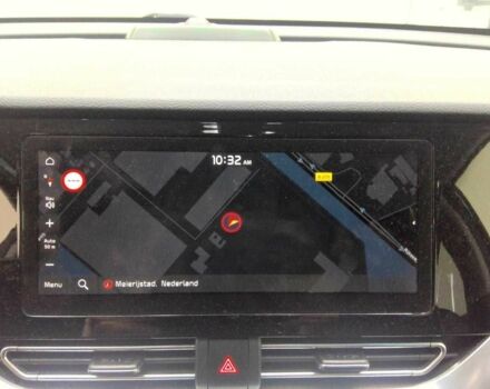 Чорний Кіа Niro, об'ємом двигуна 0 л та пробігом 122 тис. км за 18300 $, фото 16 на Automoto.ua