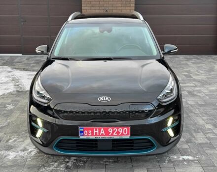 Чорний Кіа Niro, об'ємом двигуна 0 л та пробігом 94 тис. км за 20999 $, фото 6 на Automoto.ua