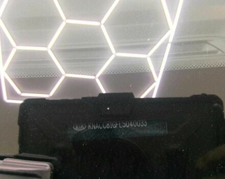 Чорний Кіа Niro, об'ємом двигуна 0 л та пробігом 122 тис. км за 18300 $, фото 20 на Automoto.ua