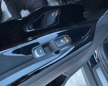 Чорний Кіа Niro, об'ємом двигуна 0 л та пробігом 94 тис. км за 20999 $, фото 18 на Automoto.ua