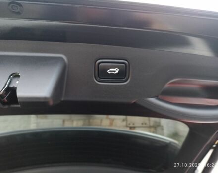 Черный Киа Niro, объемом двигателя 0 л и пробегом 56 тыс. км за 22900 $, фото 20 на Automoto.ua