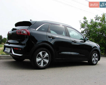 Черный Киа Niro, объемом двигателя 1.6 л и пробегом 136 тыс. км за 16500 $, фото 7 на Automoto.ua
