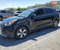 Кіа Niro 2017 у Львові на Automoto.ua Чорний Кіа Niro, об'ємом двигуна 1.58 л та пробігом 129 тис. км за 3000 $, фото 1 на Automoto.ua
