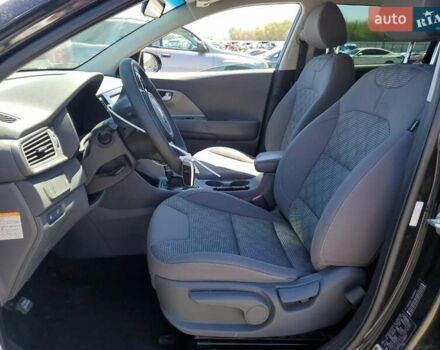 Кіа Niro 2017 у Львові на Automoto.ua Чорний Кіа Niro, об'ємом двигуна 1.58 л та пробігом 129 тис. км за 3000 $, фото 6 на Automoto.ua