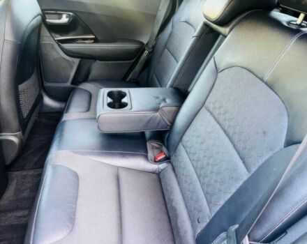 Черный Киа Niro, объемом двигателя 1.6 л и пробегом 62 тыс. км за 3750 $, фото 8 на Automoto.ua
