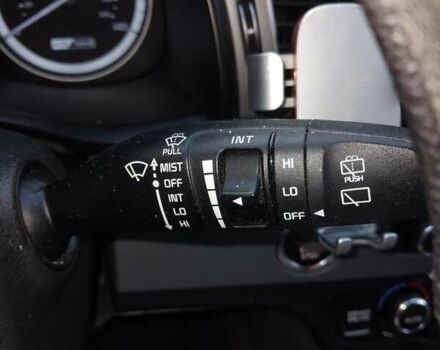 Черный Киа Niro, объемом двигателя 1.58 л и пробегом 330 тыс. км за 13600 $, фото 5 на Automoto.ua