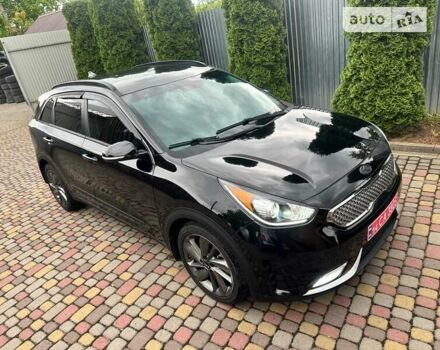 Чорний Кіа Niro, об'ємом двигуна 1.58 л та пробігом 231 тис. км за 15600 $, фото 21 на Automoto.ua