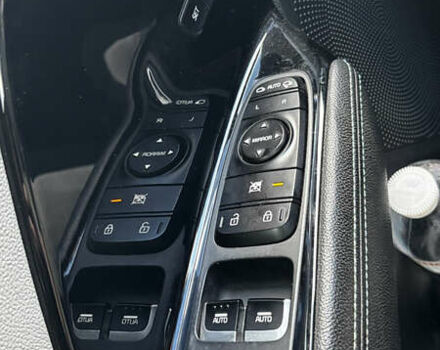 Черный Киа Niro, объемом двигателя 1.58 л и пробегом 103 тыс. км за 16000 $, фото 13 на Automoto.ua