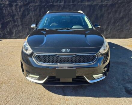 Черный Киа Niro, объемом двигателя 1.6 л и пробегом 70 тыс. км за 16500 $, фото 1 на Automoto.ua