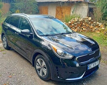 Чорний Кіа Niro, об'ємом двигуна 1.58 л та пробігом 146 тис. км за 15600 $, фото 2 на Automoto.ua