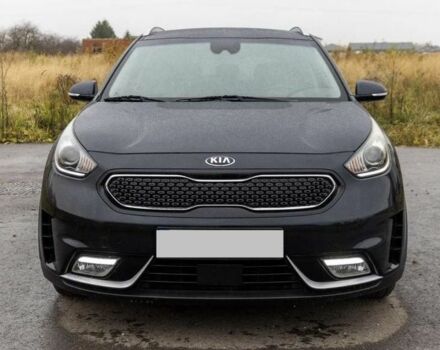 Черный Киа Niro, объемом двигателя 0 л и пробегом 89 тыс. км за 11500 $, фото 8 на Automoto.ua