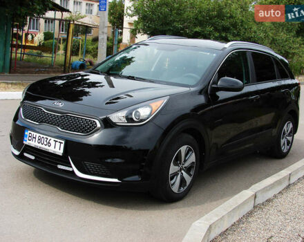 Черный Киа Niro, объемом двигателя 1.6 л и пробегом 136 тыс. км за 16700 $, фото 2 на Automoto.ua