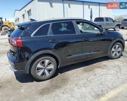 Кіа Niro 2017 у Львові на Automoto.ua Чорний Кіа Niro, об'ємом двигуна 1.58 л та пробігом 129 тис. км за 3000 $, фото 2 на Automoto.ua