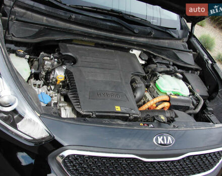 Черный Киа Niro, объемом двигателя 1.6 л и пробегом 136 тыс. км за 16700 $, фото 27 на Automoto.ua