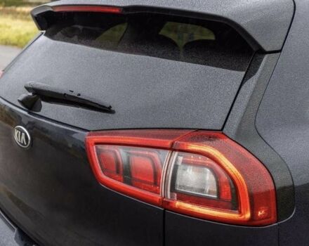 Черный Киа Niro, объемом двигателя 0 л и пробегом 89 тыс. км за 11500 $, фото 5 на Automoto.ua