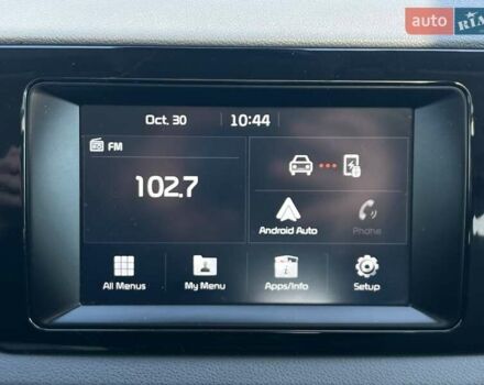 Кіа Niro 2017 у Одесі на Automoto.ua Чорний Кіа Niro, об'ємом двигуна 1.58 л та пробігом 88 тис. км за 16699 $, фото 13 на Automoto.ua