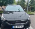 Чорний Кіа Niro, об'ємом двигуна 1.58 л та пробігом 146 тис. км за 15600 $, фото 12 на Automoto.ua