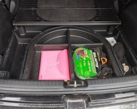 Черный Киа Niro, объемом двигателя 1.58 л и пробегом 330 тыс. км за 13600 $, фото 10 на Automoto.ua