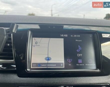 Киа Niro 2018 в Черткове на Automoto.ua Черный Киа Niro, объемом двигателя 0 л и пробегом 209 тыс. км за 17200 $, фото 17 на Automoto.ua