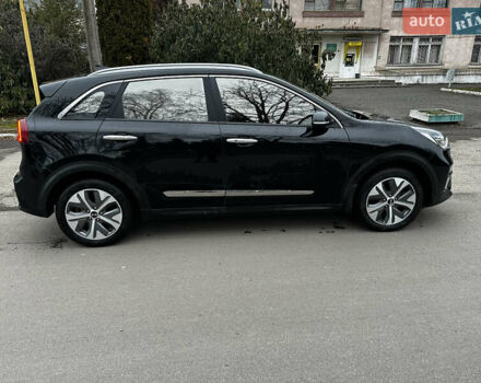 Черный Киа Niro, объемом двигателя 0 л и пробегом 190 тыс. км за 16500 $, фото 3 на Automoto.ua