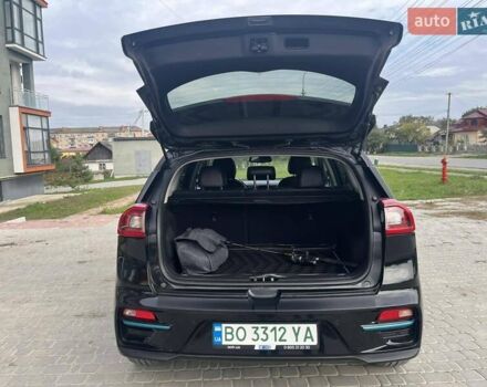 Киа Niro 2018 в Черткове на Automoto.ua Черный Киа Niro, объемом двигателя 0 л и пробегом 209 тыс. км за 17200 $, фото 7 на Automoto.ua