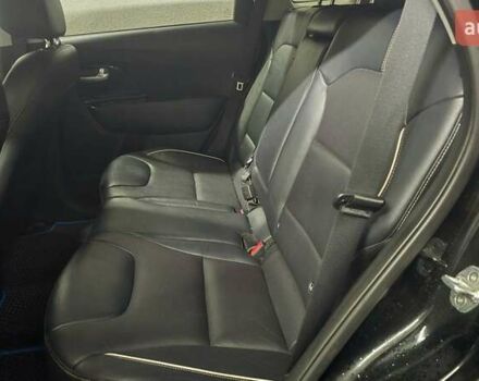 Чорний Кіа Niro, об'ємом двигуна 0 л та пробігом 138 тис. км за 17900 $, фото 6 на Automoto.ua