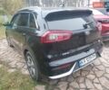 Чорний Кіа Niro, об'ємом двигуна 1.6 л та пробігом 177 тис. км за 15200 $, фото 6 на Automoto.ua