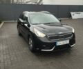 Чорний Кіа Niro, об'ємом двигуна 1.58 л та пробігом 89 тис. км за 14600 $, фото 7 на Automoto.ua